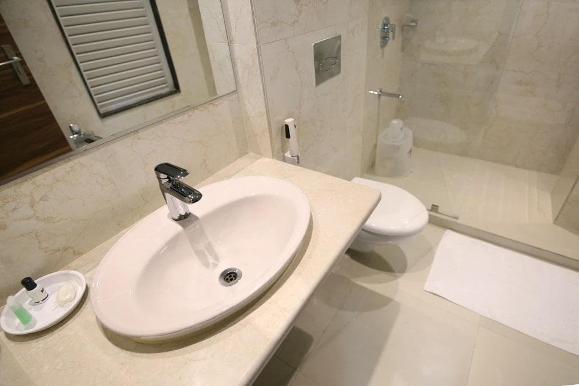 Hotel Narayanam Kota  Esterno foto